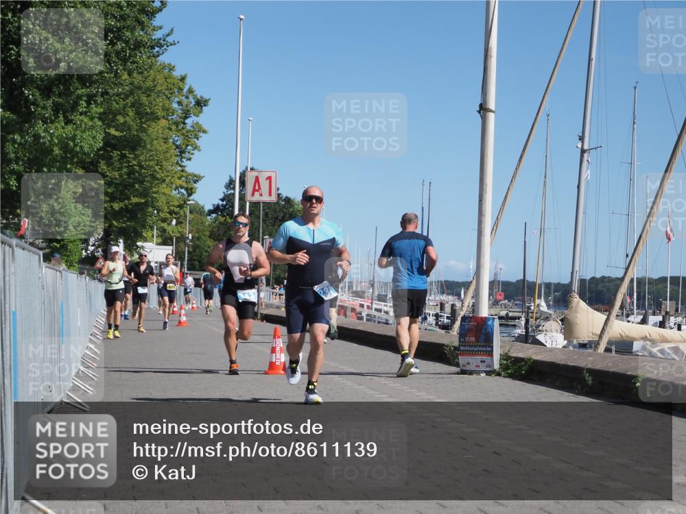 17.08.2025 - KN Förde Triathlon 2025 KatJ http://msf.ph/oto/8611139 17.08.2025 12:09:55 Laufen 331, 343, 629 meine-sportfotos.de
