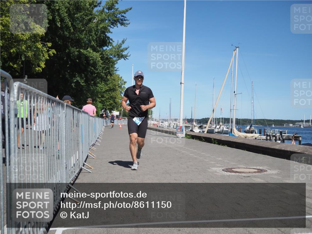 17.08.2025 - KN Förde Triathlon 2025 KatJ http://msf.ph/oto/8611150 17.08.2025 14:04:33 Laufen 496 meine-sportfotos.de