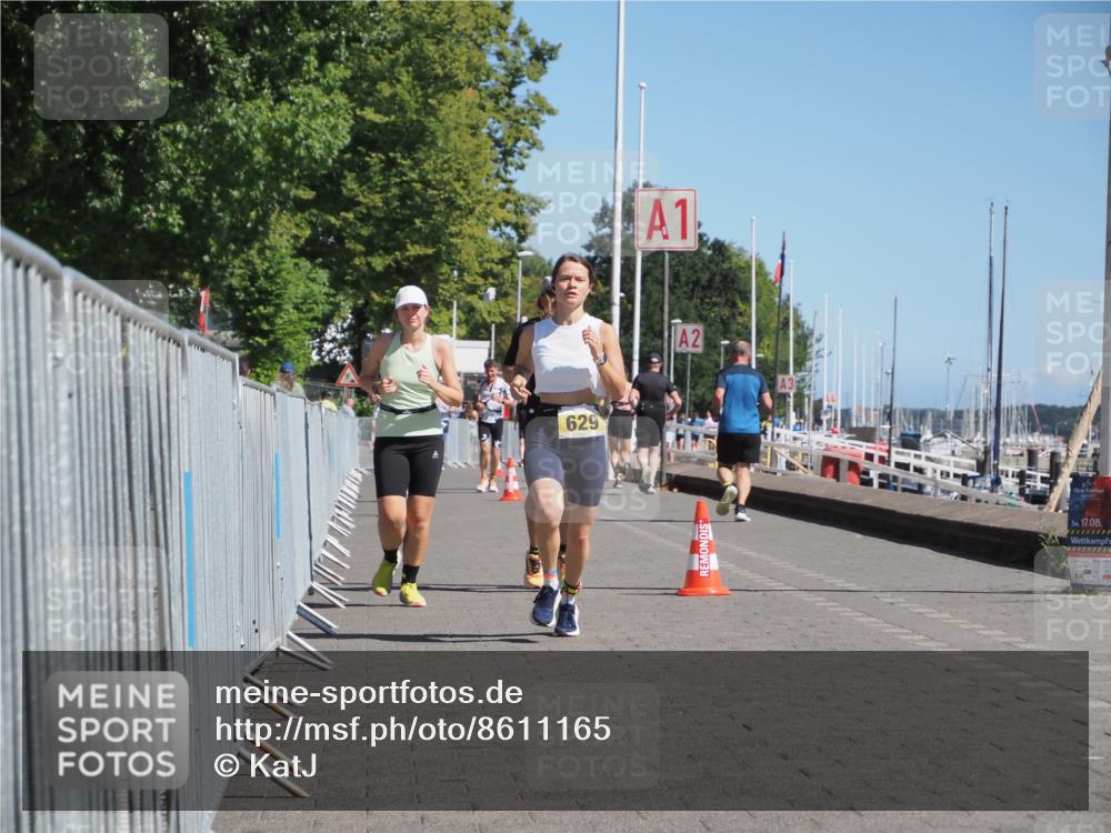17.08.2025 - KN Förde Triathlon 2025 KatJ http://msf.ph/oto/8611165 17.08.2025 12:10:01 Laufen 331, 343, 390, 620, 629 meine-sportfotos.de