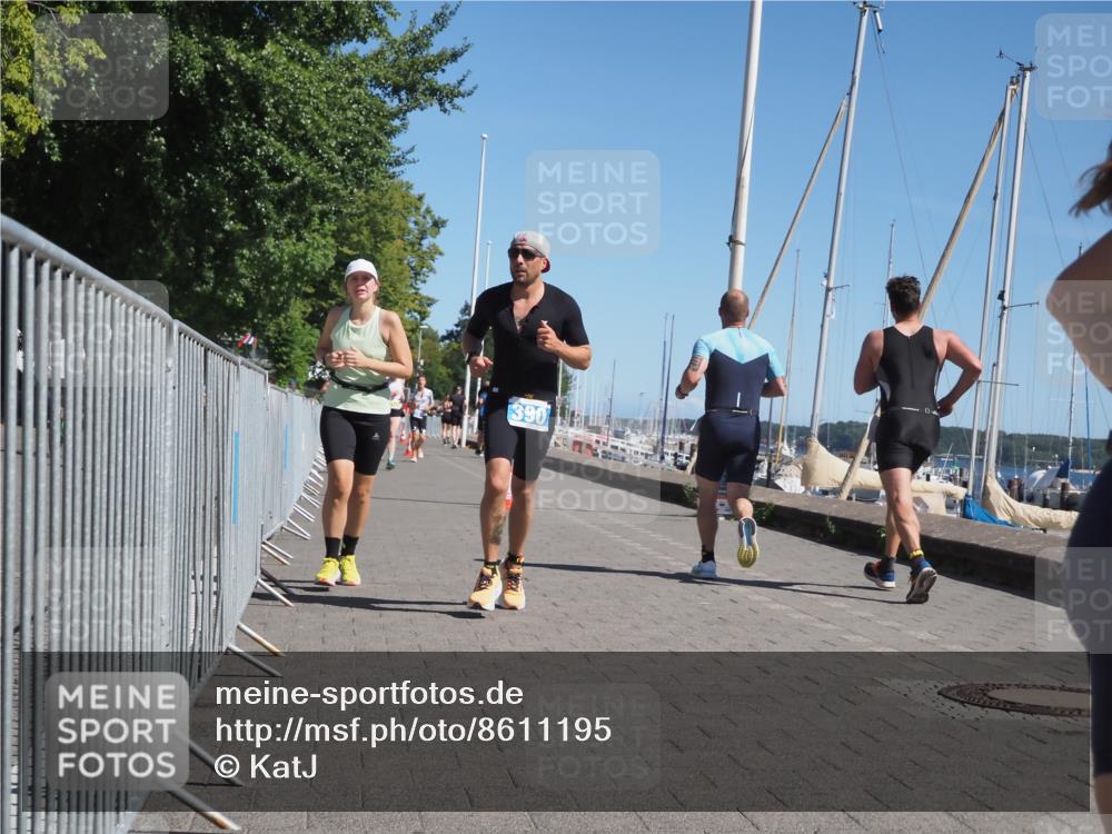 17.08.2025 - KN Förde Triathlon 2025 KatJ http://msf.ph/oto/8611195 17.08.2025 12:10:04 Laufen 390, 620, 629 meine-sportfotos.de
