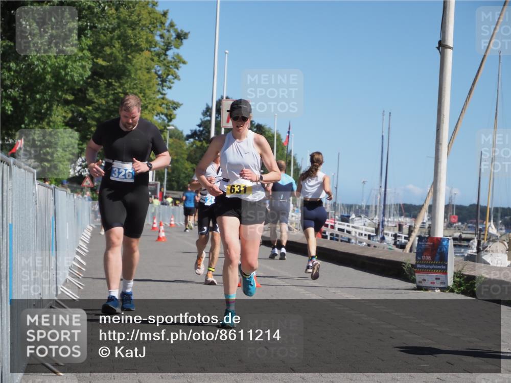 17.08.2025 - KN Förde Triathlon 2025 KatJ http://msf.ph/oto/8611214 17.08.2025 12:10:11 Laufen 299, 326, 631 meine-sportfotos.de