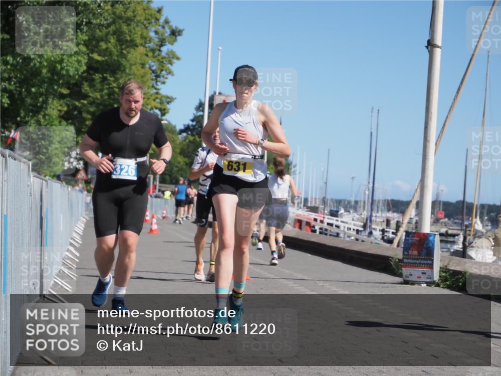 17.08.2025 - KN Förde Triathlon 2025 KatJ http://msf.ph/oto/8611220 17.08.2025 12:10:12 Laufen 299, 326, 631 meine-sportfotos.de