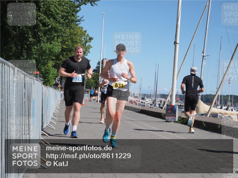 17.08.2025 - KN Förde Triathlon 2025 KatJ http://msf.ph/oto/8611229 17.08.2025 12:10:12 Laufen 299, 326, 631 meine-sportfotos.de