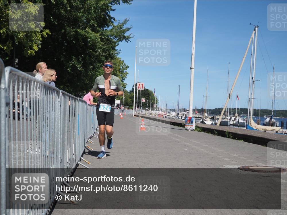 17.08.2025 - KN Förde Triathlon 2025 KatJ http://msf.ph/oto/8611240 17.08.2025 14:05:26 Laufen 524 meine-sportfotos.de