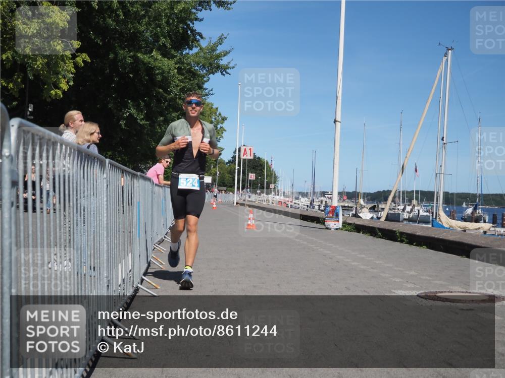 17.08.2025 - KN Förde Triathlon 2025 KatJ http://msf.ph/oto/8611244 17.08.2025 14:05:26 Laufen 524 meine-sportfotos.de
