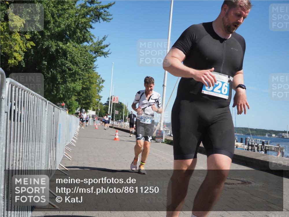 17.08.2025 - KN Förde Triathlon 2025 KatJ http://msf.ph/oto/8611250 17.08.2025 12:10:16 Laufen 299, 326, 631 meine-sportfotos.de