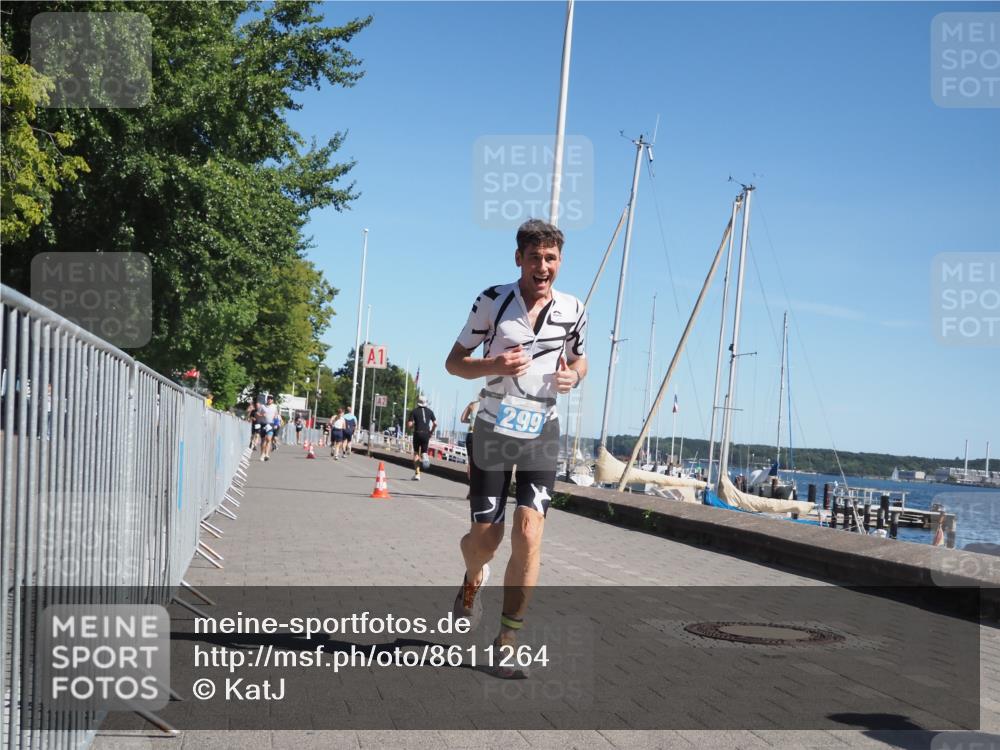 17.08.2025 - KN Förde Triathlon 2025 KatJ http://msf.ph/oto/8611264 17.08.2025 12:10:17 Laufen 299, 326, 631 meine-sportfotos.de