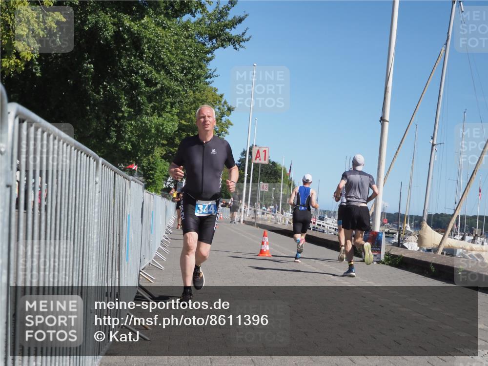 17.08.2025 - KN Förde Triathlon 2025 KatJ http://msf.ph/oto/8611396 17.08.2025 12:10:41 Laufen 344, 632 meine-sportfotos.de