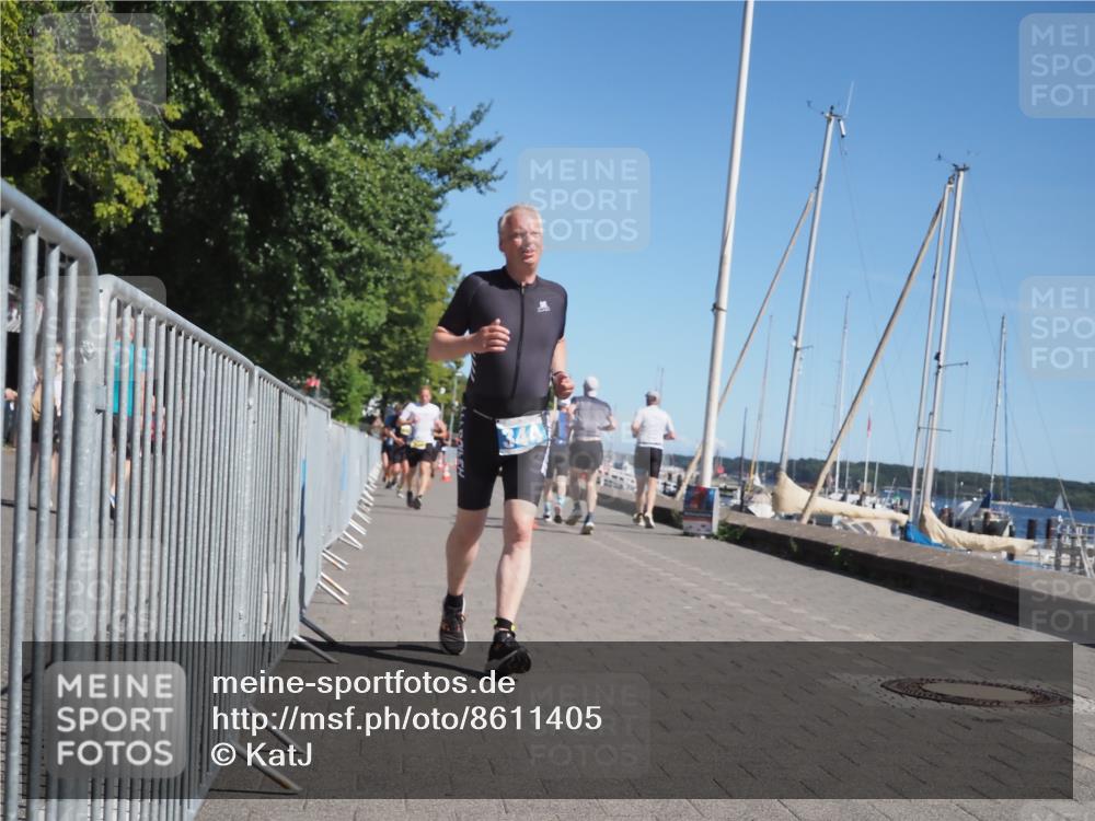 17.08.2025 - KN Förde Triathlon 2025 KatJ http://msf.ph/oto/8611405 17.08.2025 12:10:42 Laufen 344, 632 meine-sportfotos.de