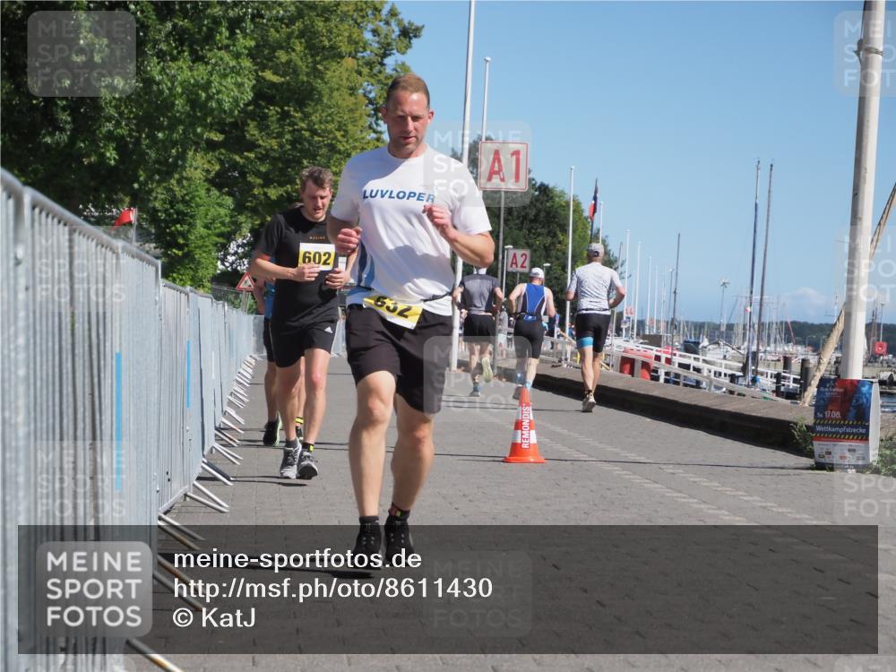17.08.2025 - KN Förde Triathlon 2025 KatJ http://msf.ph/oto/8611430 17.08.2025 12:10:47 Laufen 377, 379, 602, 614, 632 meine-sportfotos.de