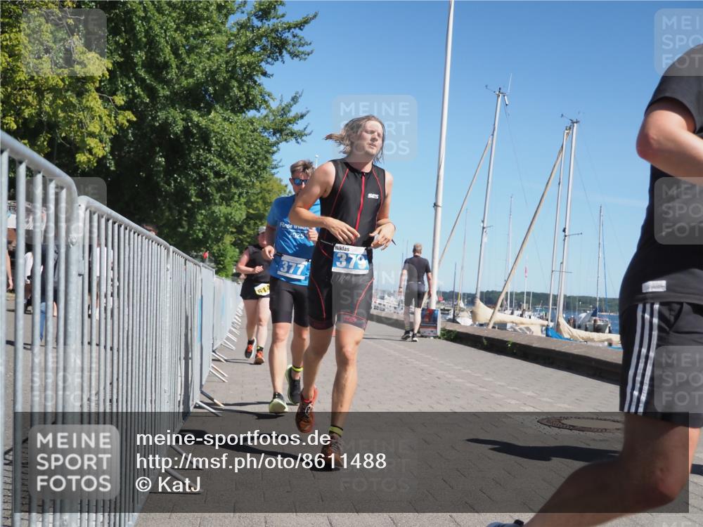 17.08.2025 - KN Förde Triathlon 2025 KatJ http://msf.ph/oto/8611488 17.08.2025 12:10:53 Laufen 377, 379, 602, 614 meine-sportfotos.de