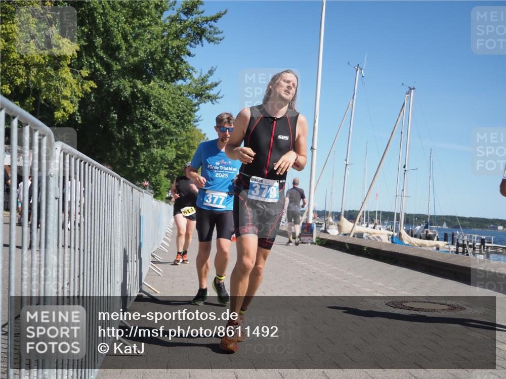 17.08.2025 - KN Förde Triathlon 2025 KatJ http://msf.ph/oto/8611492 17.08.2025 12:10:53 Laufen 377, 379, 602, 614 meine-sportfotos.de