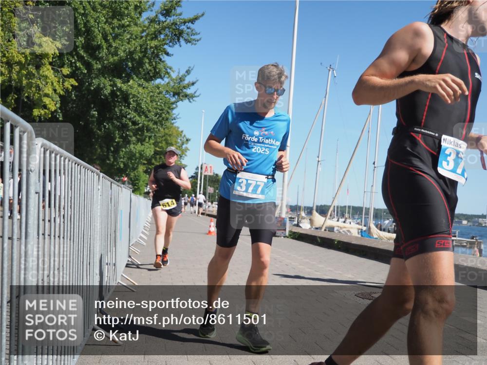 17.08.2025 - KN Förde Triathlon 2025 KatJ http://msf.ph/oto/8611501 17.08.2025 12:10:54 Laufen 377, 379, 602, 614 meine-sportfotos.de