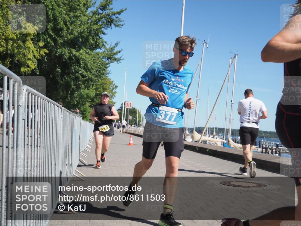 17.08.2025 - KN Förde Triathlon 2025 KatJ http://msf.ph/oto/8611503 17.08.2025 12:10:54 Laufen 377, 379, 602, 614 meine-sportfotos.de