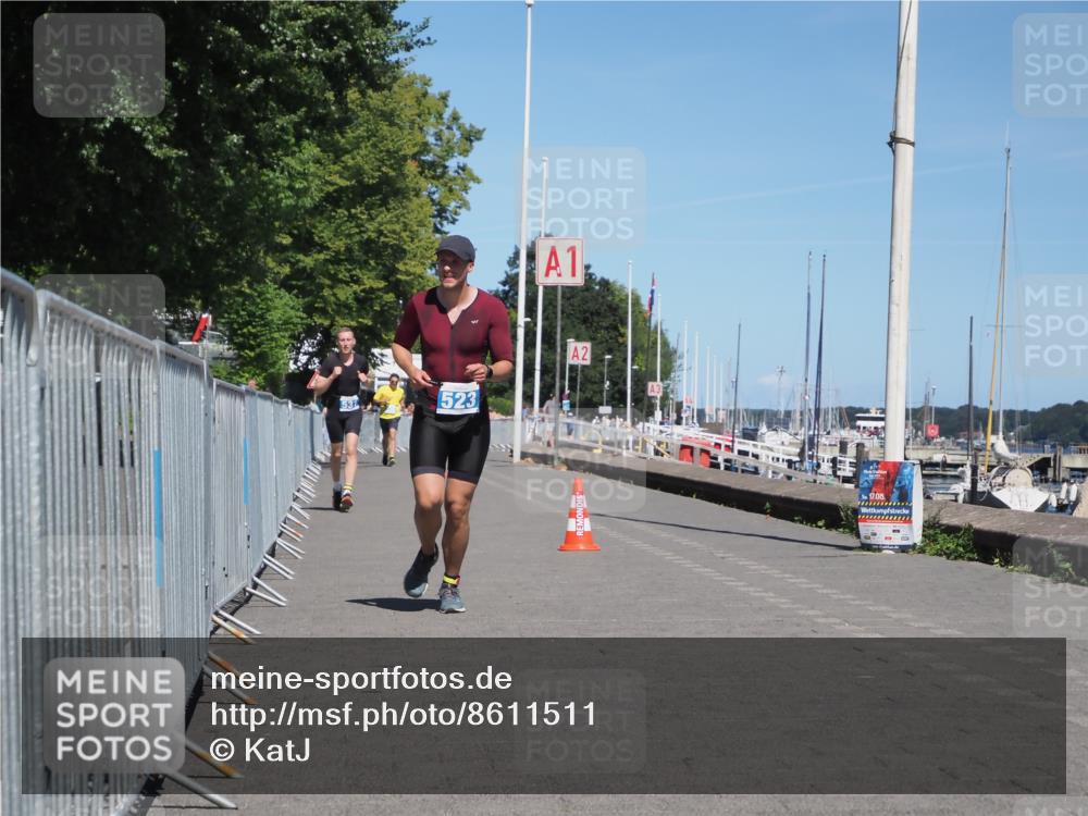 17.08.2025 - KN Förde Triathlon 2025 KatJ http://msf.ph/oto/8611511 17.08.2025 14:08:29 Laufen 523, 531 meine-sportfotos.de