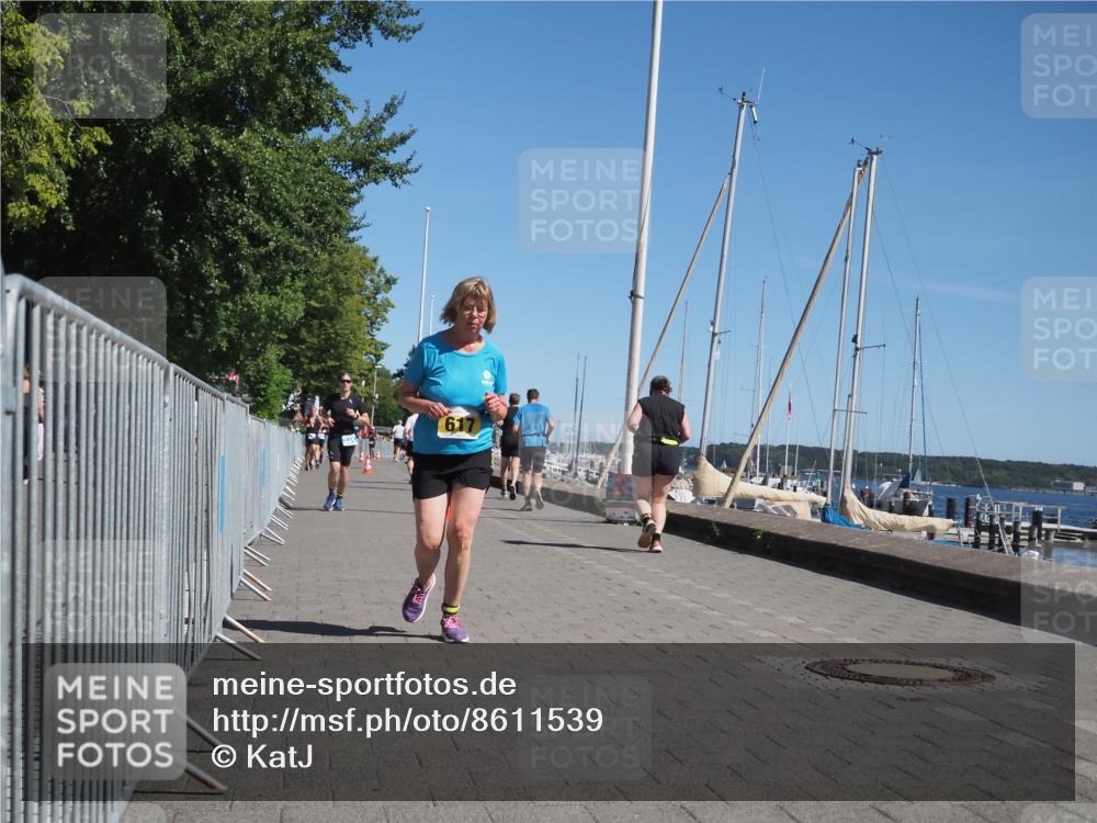 17.08.2025 - KN Förde Triathlon 2025 KatJ http://msf.ph/oto/8611539 17.08.2025 12:11:04 Laufen 341, 617 meine-sportfotos.de