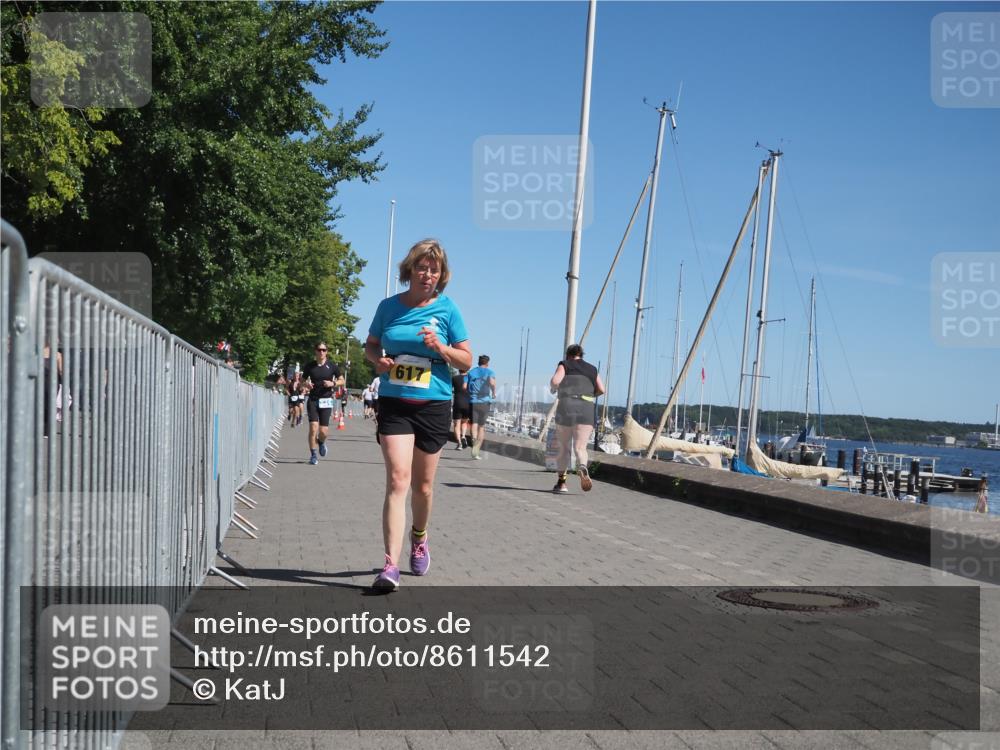 17.08.2025 - KN Förde Triathlon 2025 KatJ http://msf.ph/oto/8611542 17.08.2025 12:11:04 Laufen 341, 617 meine-sportfotos.de