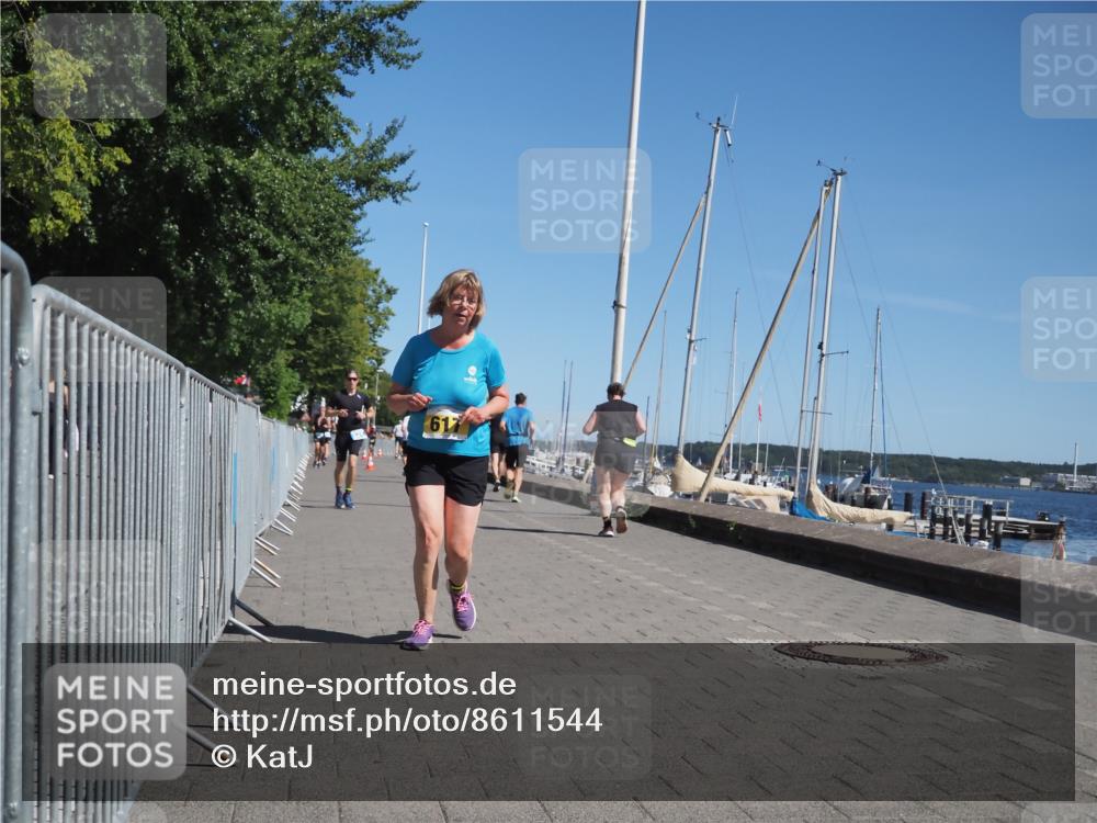 17.08.2025 - KN Förde Triathlon 2025 KatJ http://msf.ph/oto/8611544 17.08.2025 12:11:04 Laufen 341, 617 meine-sportfotos.de