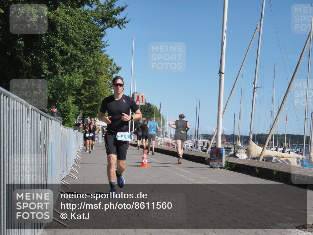 17.08.2025 - KN Förde Triathlon 2025 KatJ http://msf.ph/oto/8611560 17.08.2025 12:11:07 Laufen 327, 341, 617 meine-sportfotos.de