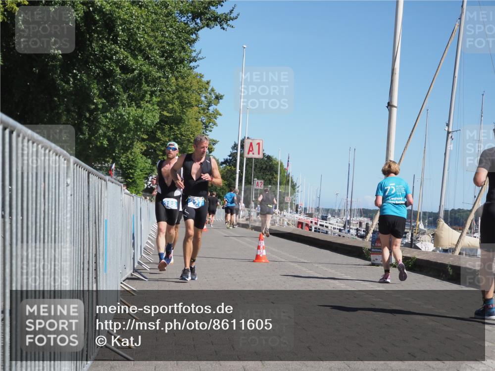 17.08.2025 - KN Förde Triathlon 2025 KatJ http://msf.ph/oto/8611605 17.08.2025 12:11:13 Laufen 327, 622 meine-sportfotos.de