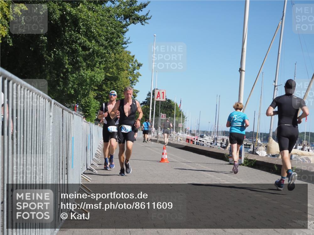17.08.2025 - KN Förde Triathlon 2025 KatJ http://msf.ph/oto/8611609 17.08.2025 12:11:14 Laufen 327, 622 meine-sportfotos.de
