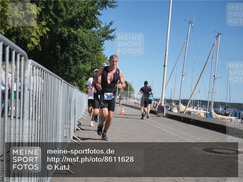 17.08.2025 - KN Förde Triathlon 2025 KatJ http://msf.ph/oto/8611628 17.08.2025 12:11:16 Laufen 327, 622 meine-sportfotos.de