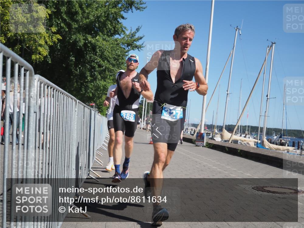 17.08.2025 - KN Förde Triathlon 2025 KatJ http://msf.ph/oto/8611634 17.08.2025 12:11:16 Laufen 327, 622 meine-sportfotos.de