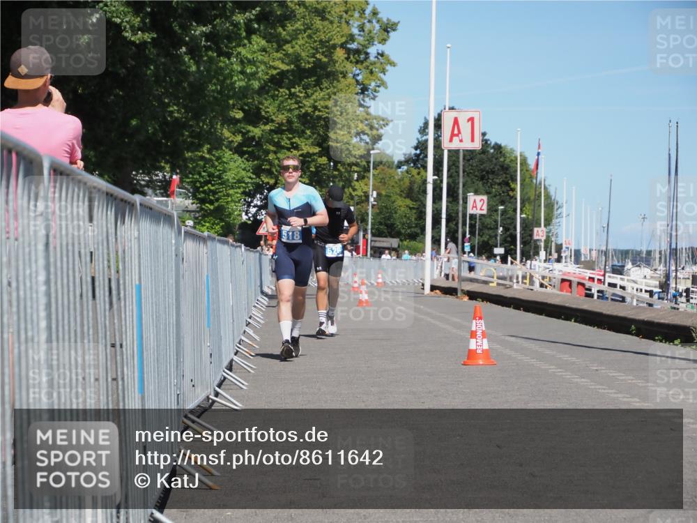 17.08.2025 - KN Förde Triathlon 2025 KatJ http://msf.ph/oto/8611642 17.08.2025 14:12:03 Laufen 518, 526 meine-sportfotos.de