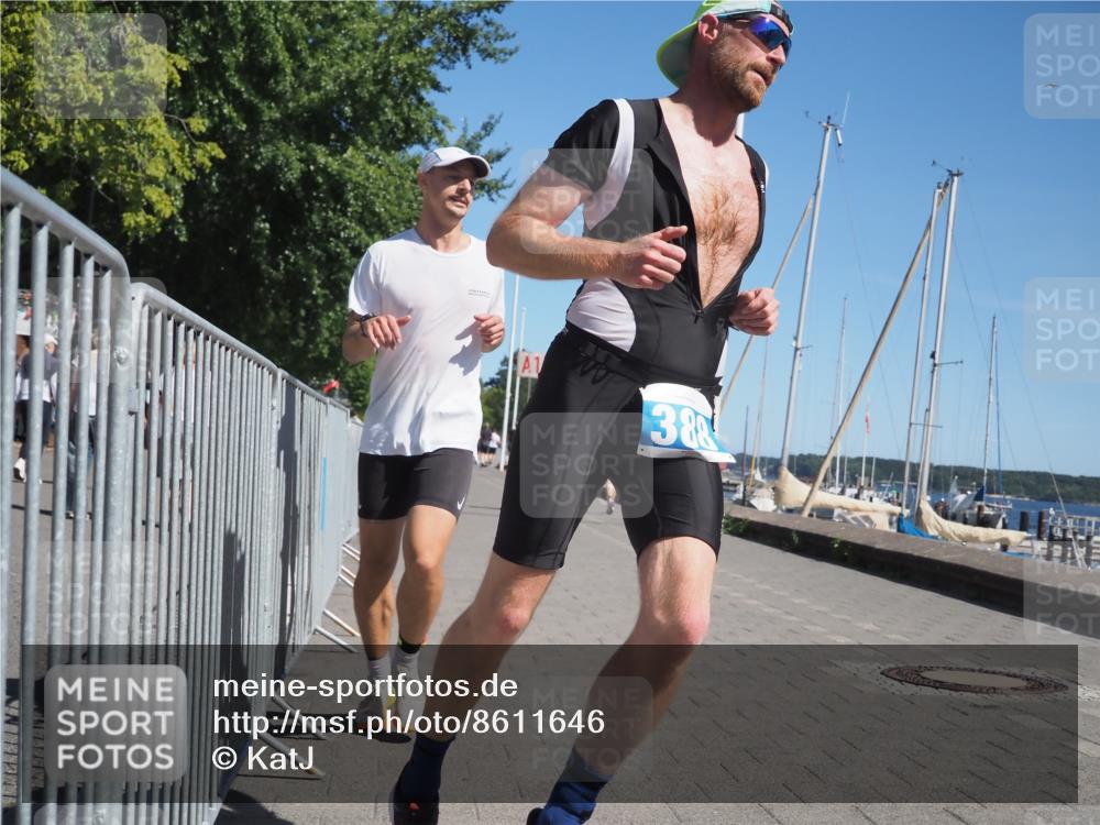17.08.2025 - KN Förde Triathlon 2025 KatJ http://msf.ph/oto/8611646 17.08.2025 12:11:18 Laufen 327, 622 meine-sportfotos.de