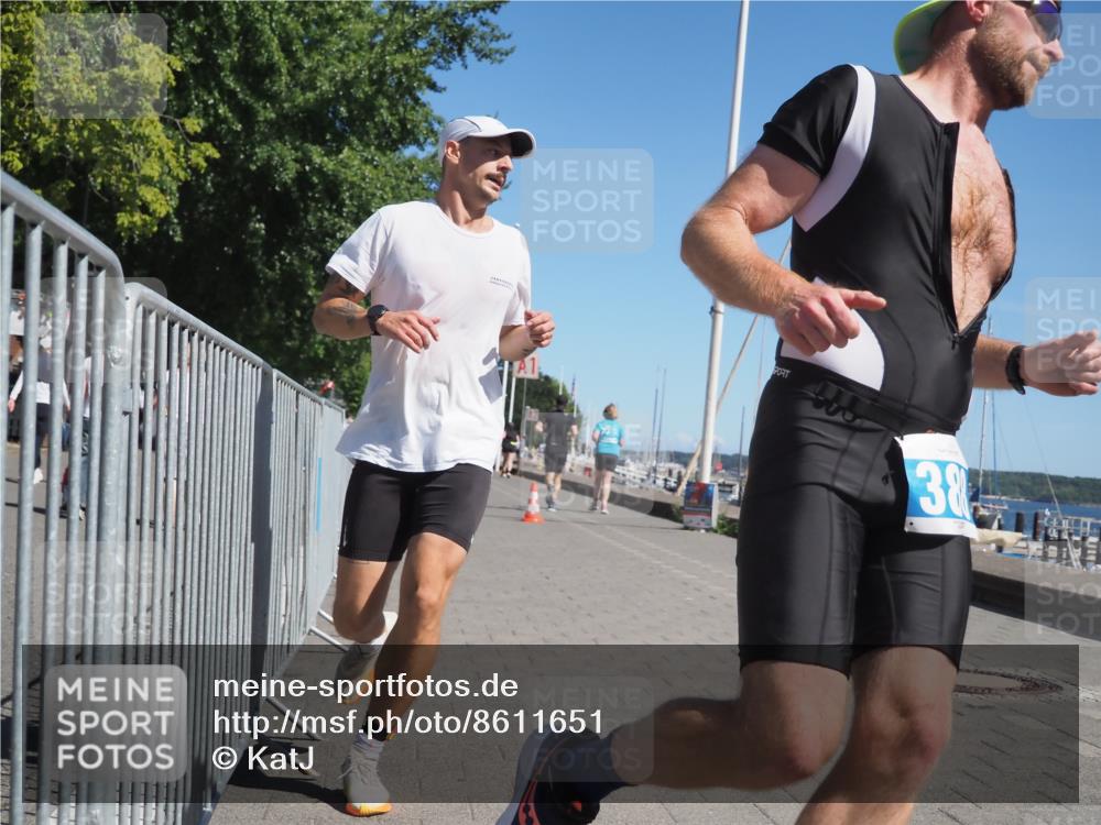 17.08.2025 - KN Förde Triathlon 2025 KatJ http://msf.ph/oto/8611651 17.08.2025 12:11:18 Laufen 327, 622 meine-sportfotos.de
