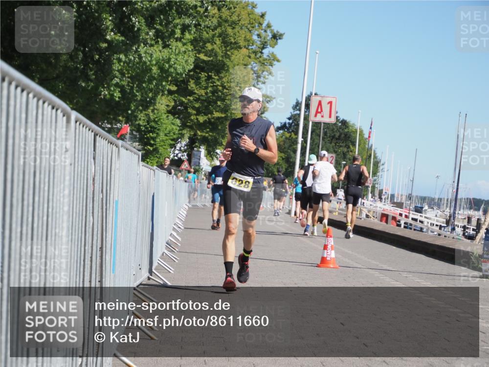 17.08.2025 - KN Förde Triathlon 2025 KatJ http://msf.ph/oto/8611660 17.08.2025 12:11:29 Laufen 628 meine-sportfotos.de