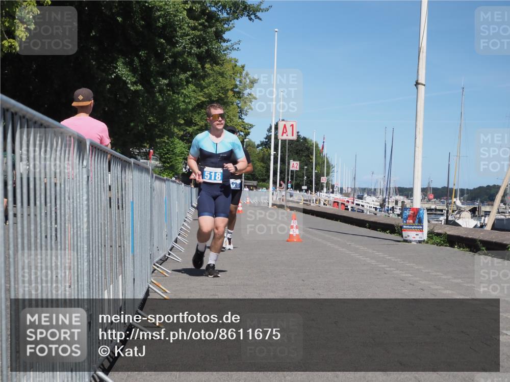 17.08.2025 - KN Förde Triathlon 2025 KatJ http://msf.ph/oto/8611675 17.08.2025 14:12:07 Laufen 518, 526 meine-sportfotos.de
