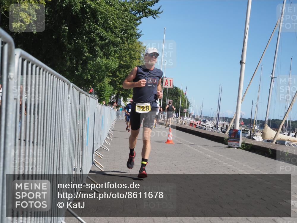 17.08.2025 - KN Förde Triathlon 2025 KatJ http://msf.ph/oto/8611678 17.08.2025 12:11:31 Laufen 359, 628 meine-sportfotos.de