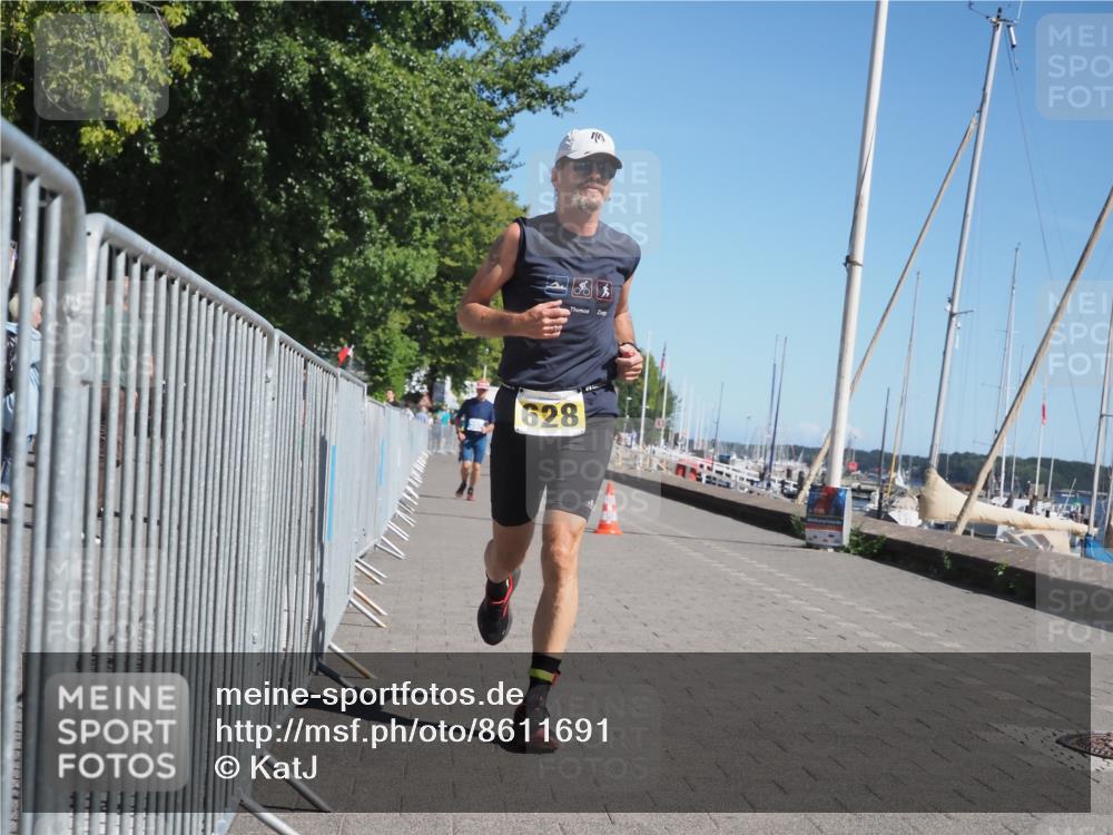 17.08.2025 - KN Förde Triathlon 2025 KatJ http://msf.ph/oto/8611691 17.08.2025 12:11:31 Laufen 359, 628 meine-sportfotos.de