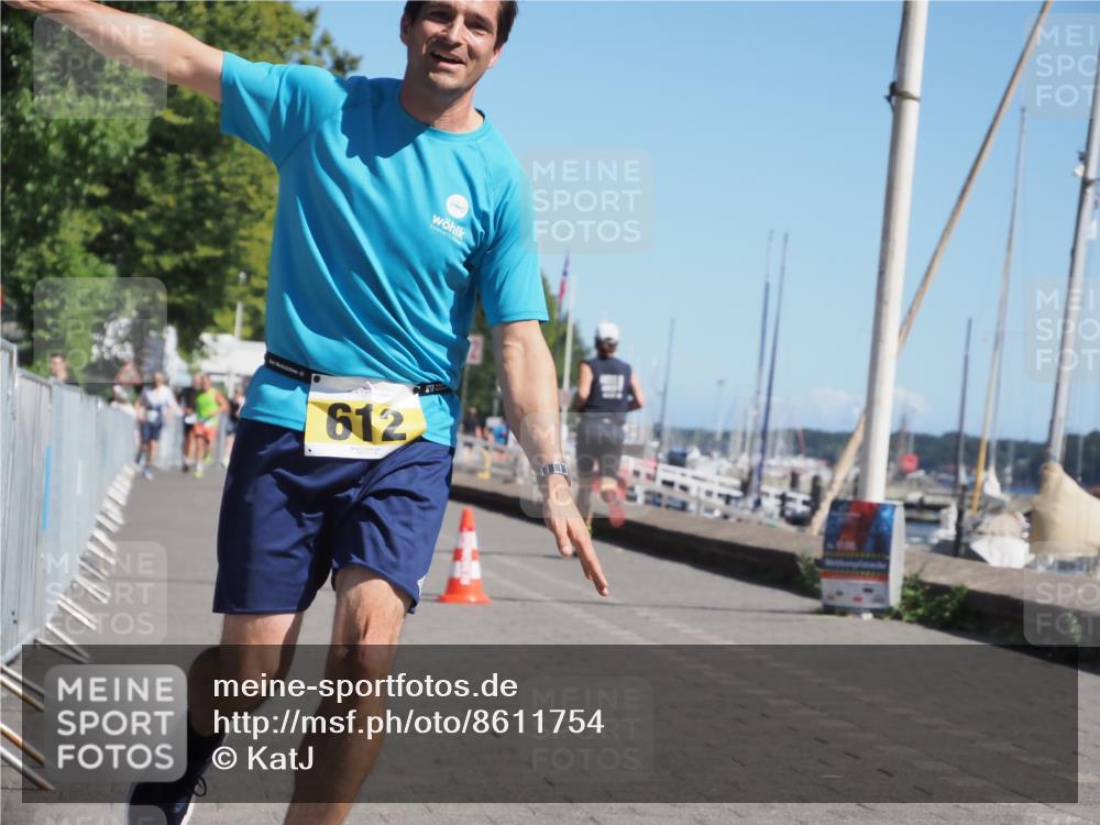 17.08.2025 - KN Förde Triathlon 2025 KatJ http://msf.ph/oto/8611754 17.08.2025 12:11:42 Laufen 359, 612 meine-sportfotos.de