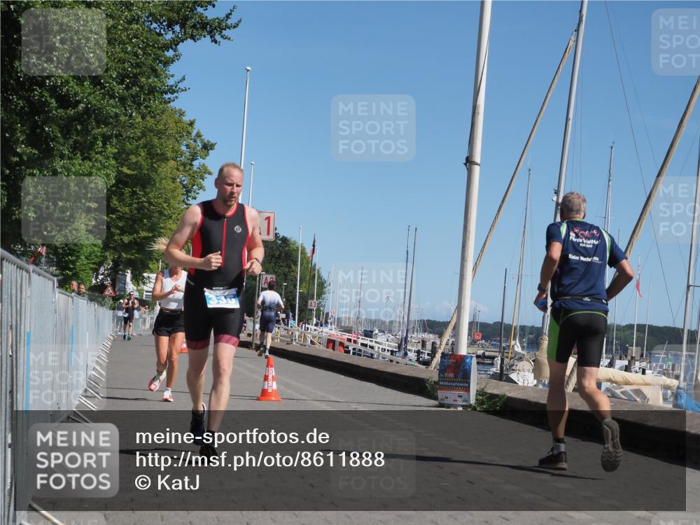 17.08.2025 - KN Förde Triathlon 2025 KatJ http://msf.ph/oto/8611888 17.08.2025 12:12:14 Laufen 335, 623 meine-sportfotos.de