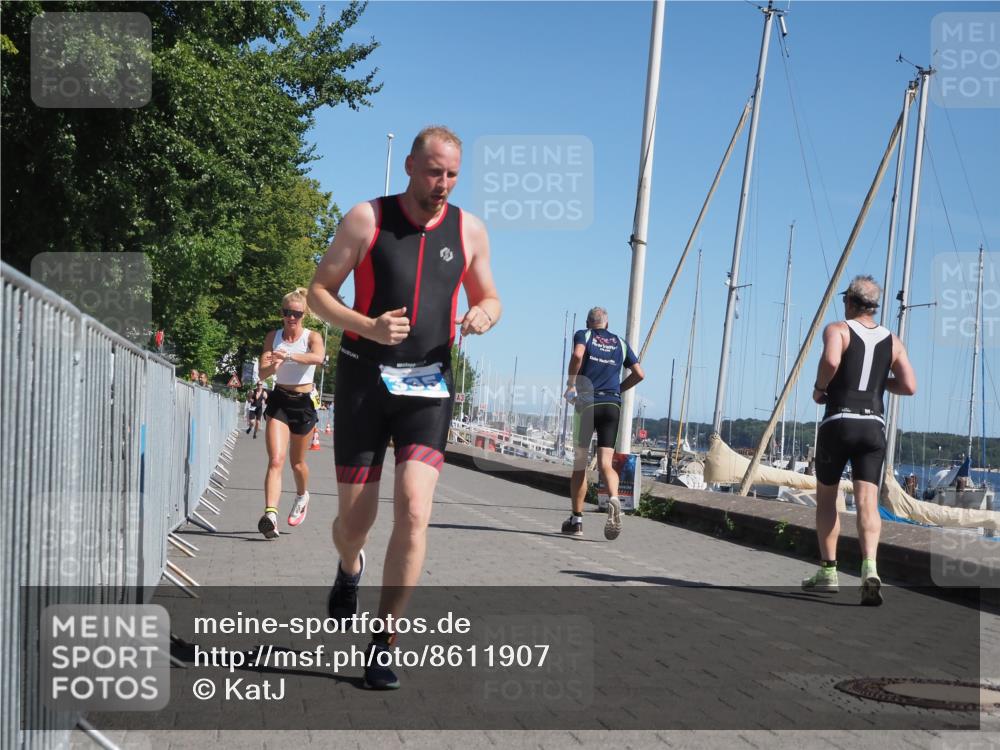 17.08.2025 - KN Förde Triathlon 2025 KatJ http://msf.ph/oto/8611907 17.08.2025 12:12:16 Laufen 335, 623 meine-sportfotos.de
