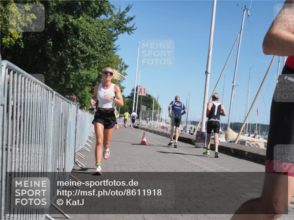 17.08.2025 - KN Förde Triathlon 2025 KatJ http://msf.ph/oto/8611918 17.08.2025 12:12:17 Laufen 335, 623 meine-sportfotos.de