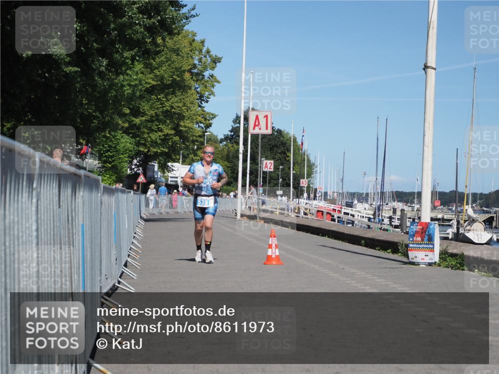 17.08.2025 - KN Förde Triathlon 2025 KatJ http://msf.ph/oto/8611973 17.08.2025 14:24:46 Laufen 539 meine-sportfotos.de