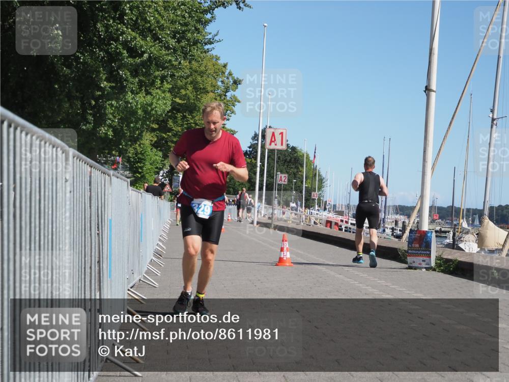 17.08.2025 - KN Förde Triathlon 2025 KatJ http://msf.ph/oto/8611981 17.08.2025 12:12:40 Laufen 329 meine-sportfotos.de