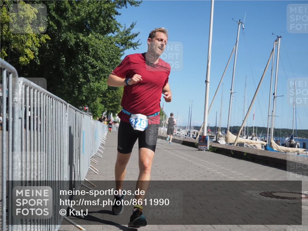 17.08.2025 - KN Förde Triathlon 2025 KatJ http://msf.ph/oto/8611990 17.08.2025 12:12:42 Laufen 329 meine-sportfotos.de