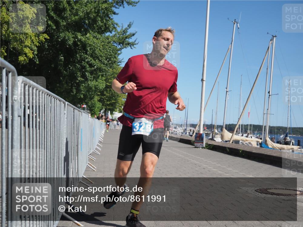 17.08.2025 - KN Förde Triathlon 2025 KatJ http://msf.ph/oto/8611991 17.08.2025 12:12:42 Laufen 329 meine-sportfotos.de