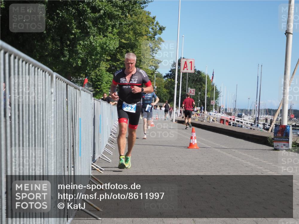17.08.2025 - KN Förde Triathlon 2025 KatJ http://msf.ph/oto/8611997 17.08.2025 12:12:56 Laufen 330, 332, 634 meine-sportfotos.de