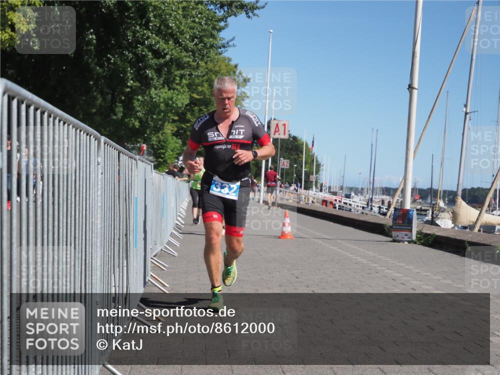 17.08.2025 - KN Förde Triathlon 2025 KatJ http://msf.ph/oto/8612000 17.08.2025 12:12:58 Laufen 330, 332, 634 meine-sportfotos.de