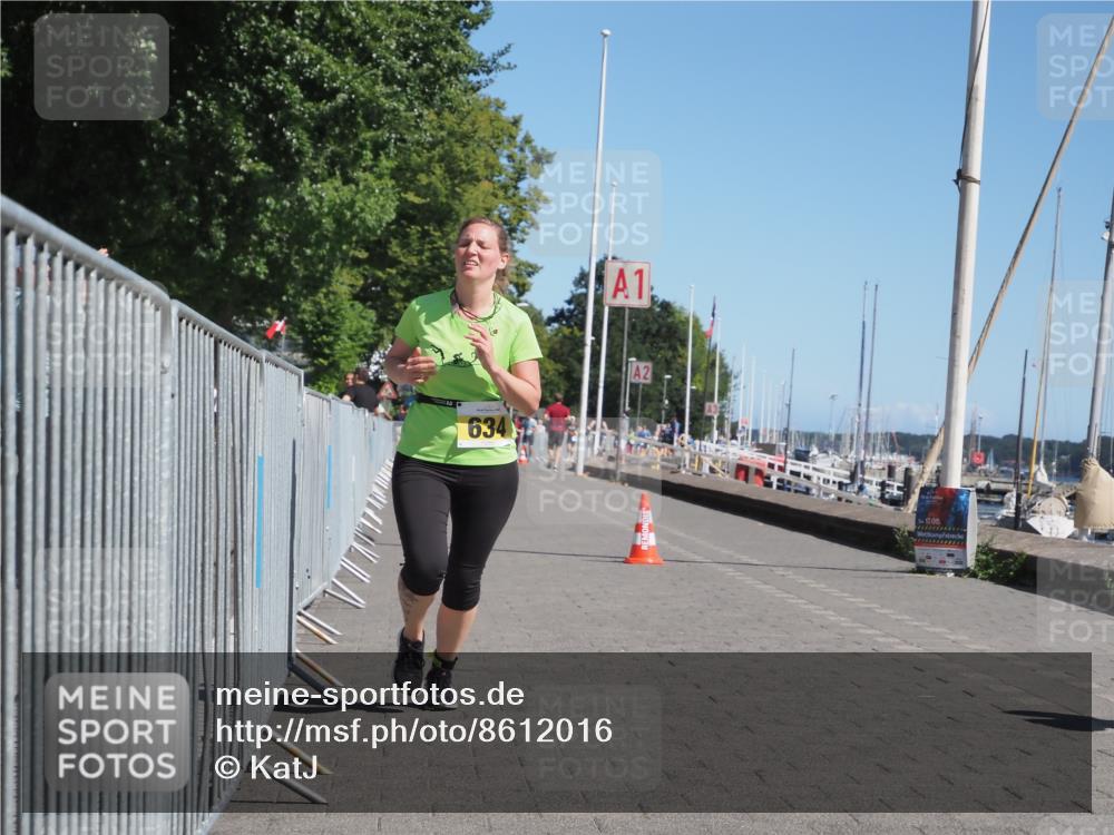 17.08.2025 - KN Förde Triathlon 2025 KatJ http://msf.ph/oto/8612016 17.08.2025 12:13:04 Laufen 330, 634 meine-sportfotos.de