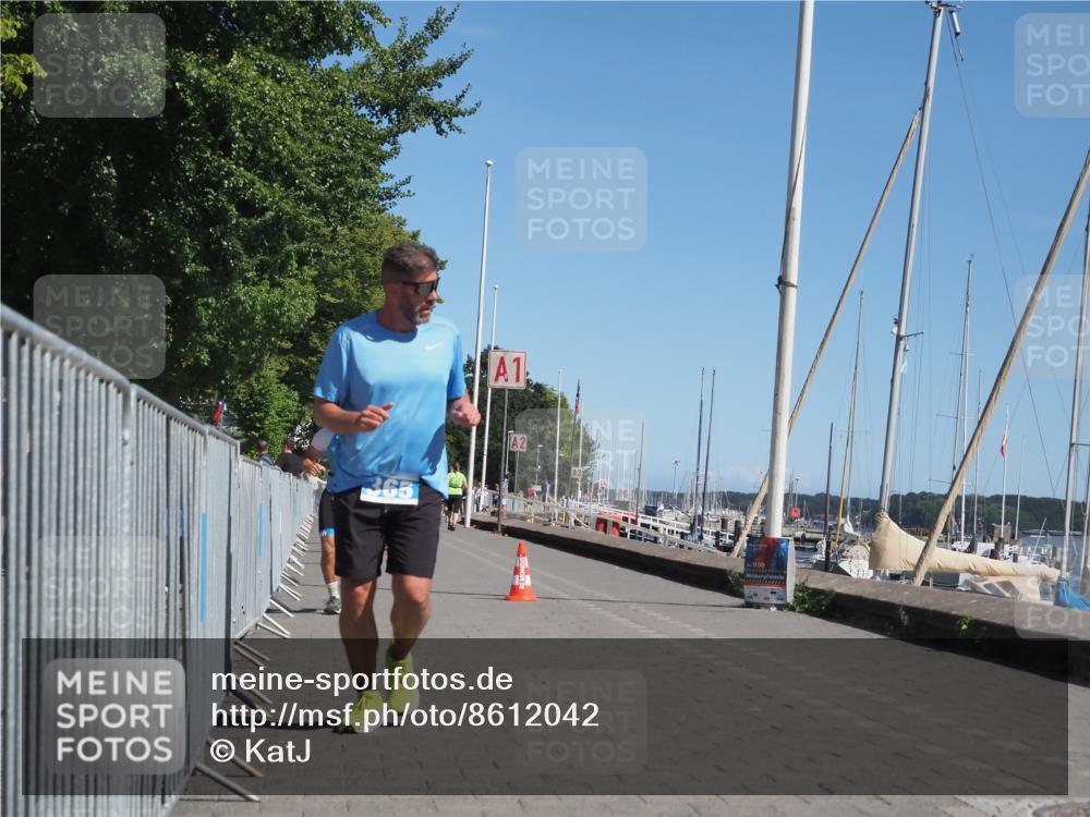 17.08.2025 - KN Förde Triathlon 2025 KatJ http://msf.ph/oto/8612042 17.08.2025 12:13:26 Laufen 297, 365, 618 meine-sportfotos.de