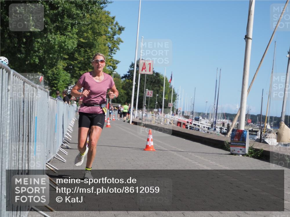 17.08.2025 - KN Förde Triathlon 2025 KatJ http://msf.ph/oto/8612059 17.08.2025 12:13:31 Laufen 293, 297, 365, 618, 639 meine-sportfotos.de