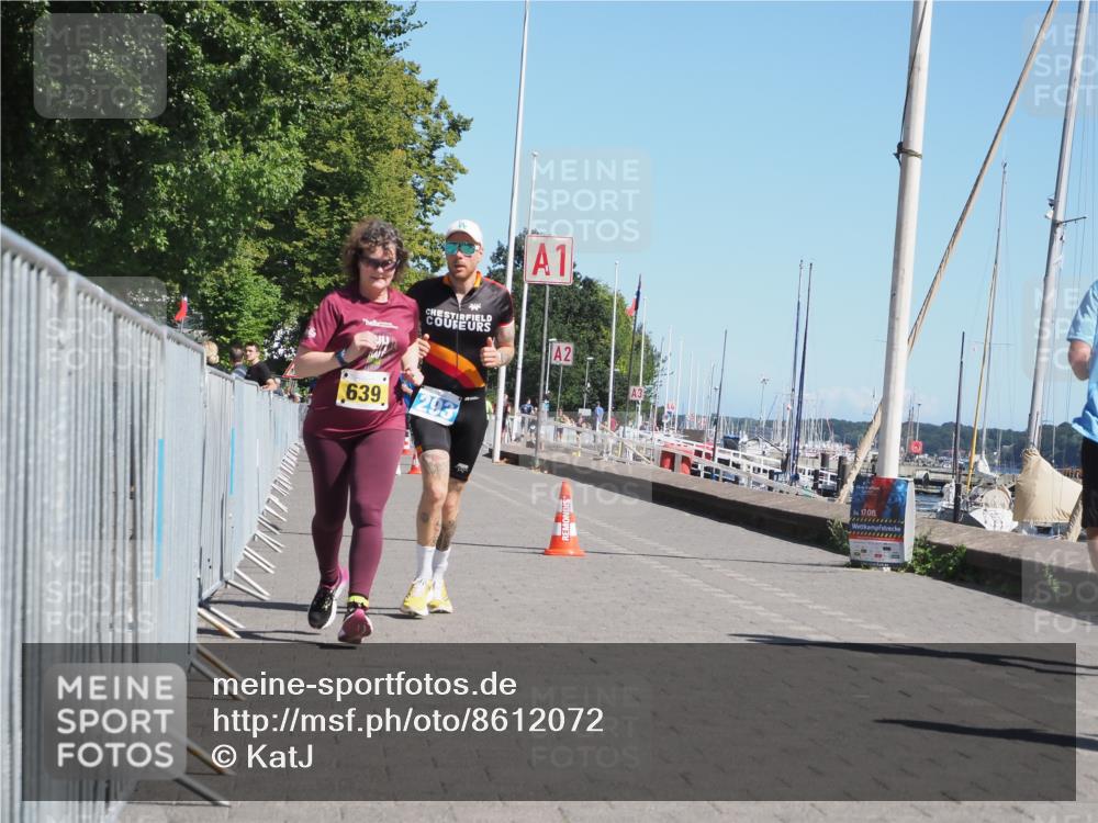 17.08.2025 - KN Förde Triathlon 2025 KatJ http://msf.ph/oto/8612072 17.08.2025 12:13:34 Laufen 293, 618, 639 meine-sportfotos.de