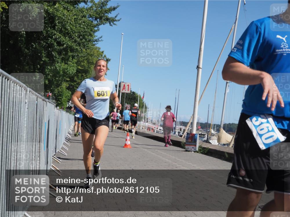 17.08.2025 - KN Förde Triathlon 2025 KatJ http://msf.ph/oto/8612105 17.08.2025 12:13:48 Laufen 291, 325, 360, 364, 601, 607, 624 meine-sportfotos.de