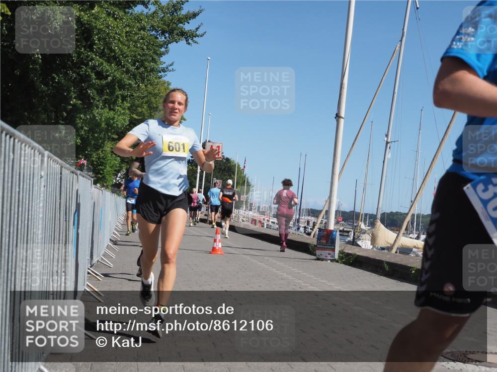 17.08.2025 - KN Förde Triathlon 2025 KatJ http://msf.ph/oto/8612106 17.08.2025 12:13:48 Laufen 291, 325, 360, 364, 601, 607, 624 meine-sportfotos.de